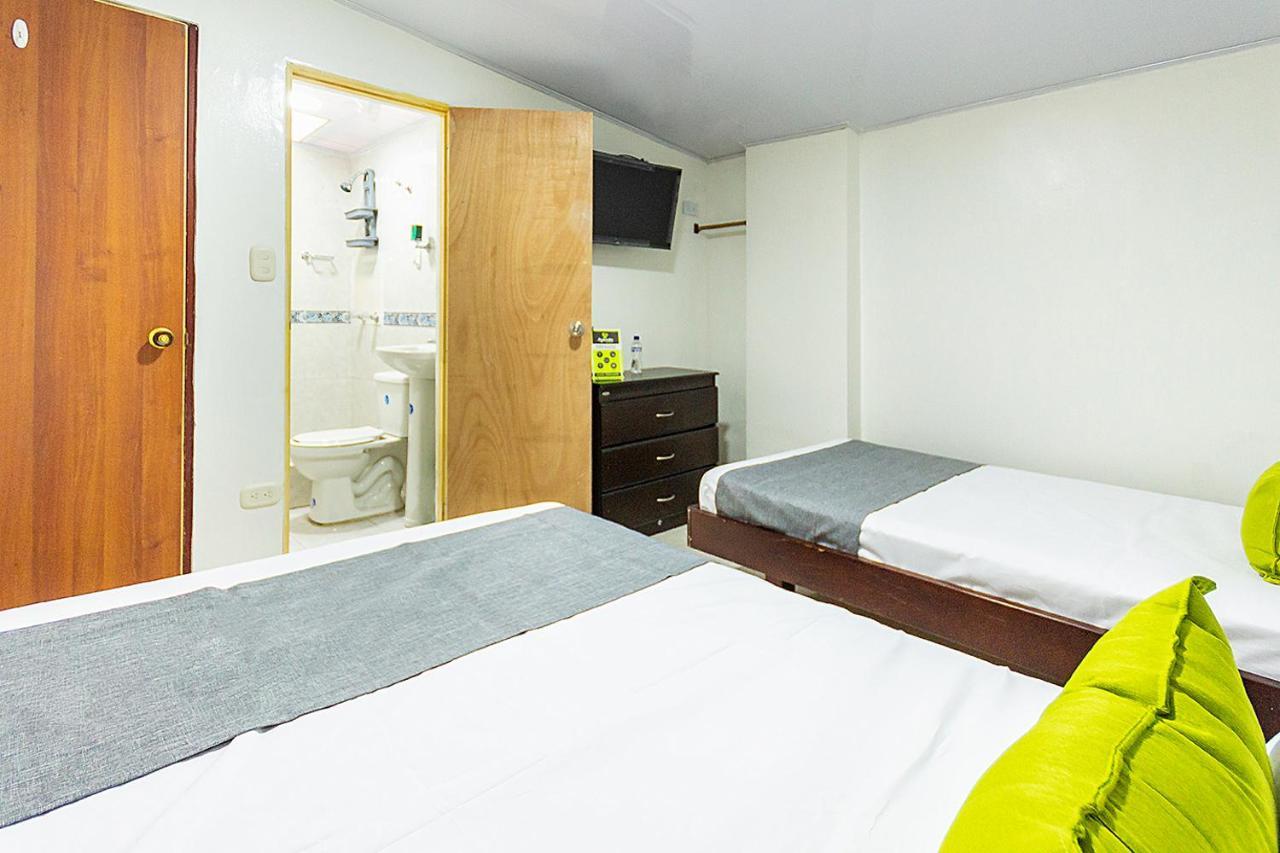 Hotel Ayenda Casa Howard 1092 Bogota Bagian luar foto
