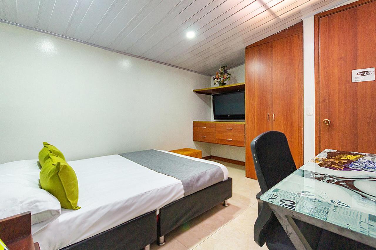 Hotel Ayenda Casa Howard 1092 Bogota Bagian luar foto
